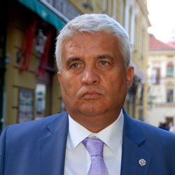 Zoran Mladenović